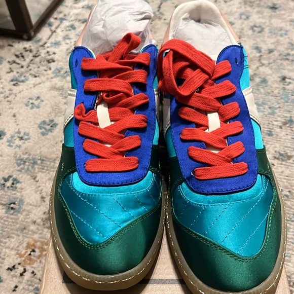 NWT Mia Vesta Sneaker in Turquoise & Green Multicolored - Picture 6 of 15